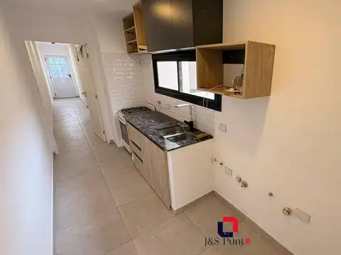 Casa 3 ambientes con 2 baños