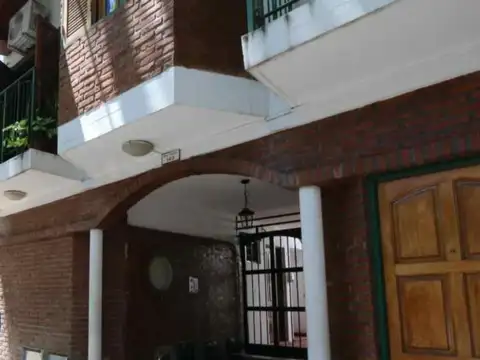 Casa - Venta - Argentina, La Matanza - CASTELLI 100