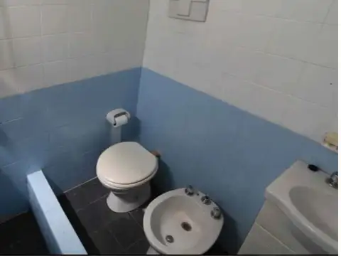 Casa - Venta - Argentina, La Matanza - CASTELLI 100
