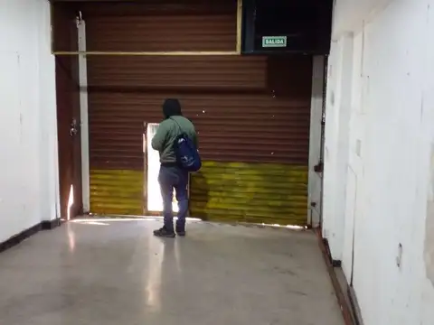 Local en Venta 40 años