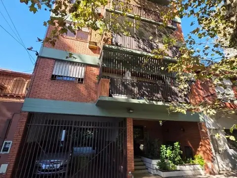 Semipiso 3 ambientes frente 65m2 con balcon apto credito