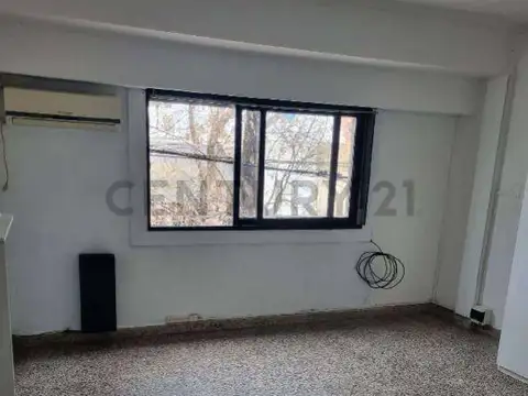 55 entre 19 y 20 1200, Piso 1213