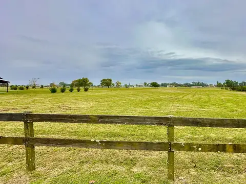 Ruta 205 Km 53, 100 y Camino del 80, B1808