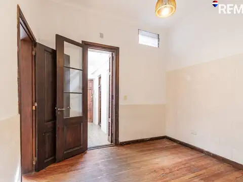 VENTA PH 2 AMB con Patio en BARRACAS