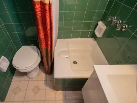 Esmeralda 629 , Piso 7