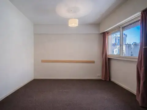 Esmeralda 629 , Piso 7