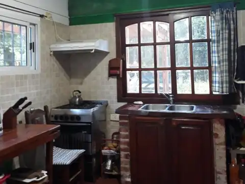 Casa 3 ambientes con 2 baños