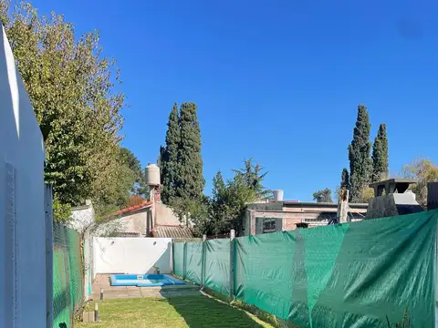 ALQUILER PH TIPO CASA CON PISCINA ITUZAINGO