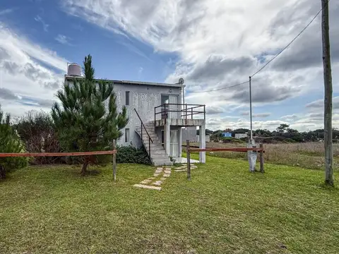 VENTA 2 DUPLEX 3 AMBIENTES A METROS DEL MAR 