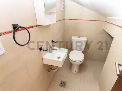 Casa 3 ambientes con 1 baño