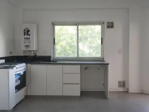 Departamento en Alquiler en General San Martin, $ 600.000