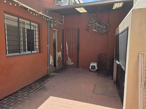 Depto Tipo Casa 3 ambientes con 1 baño