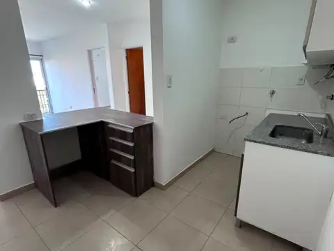 La Rioja 100, Piso 7