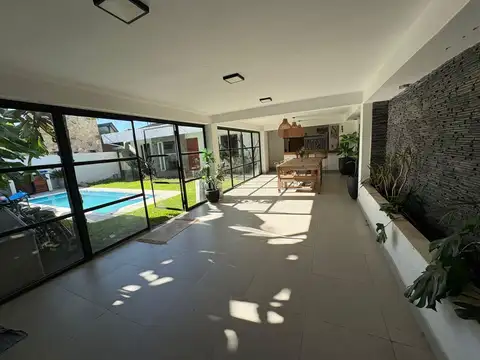 Casa en Venta en San Lorenzo, Capital