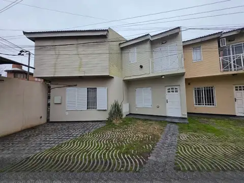 VENTA DUPLEX 3 AMB. V. BOSCH  PATIO APTO CREDITO