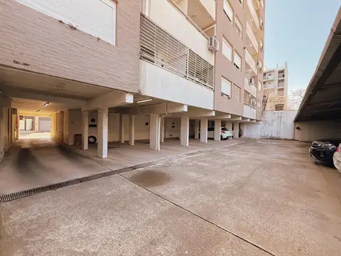 Cerrito 613 - Cochera En Alquiler - Rep. de la Sexta, Rosario