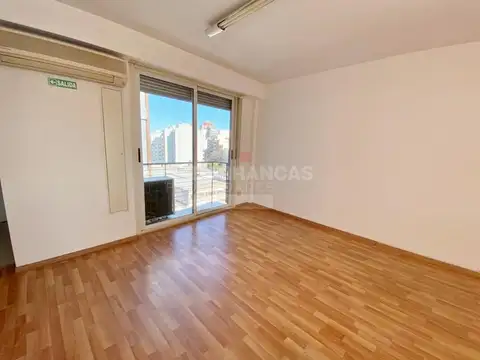 Avenida Triunvirato 4100, Piso 6°