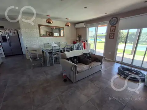 Casa en venta en Area 2 - OPORTUNIDAD