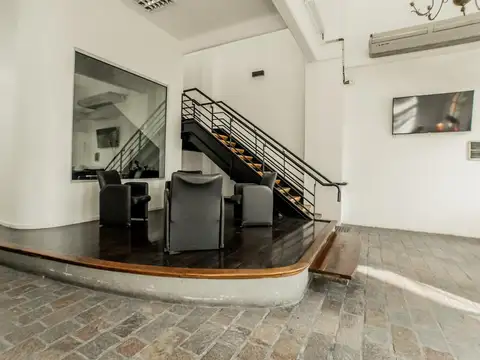 Propiedad Única en Palermo Soho. Apto Numerosos Destinos. Local con Jardín.