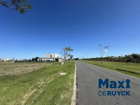 Terreno en Venta 20  mts Frente