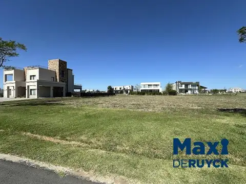 Autopista Buenos Aires-La Plata, Altura peaje Hudson, Puerto Nizuc