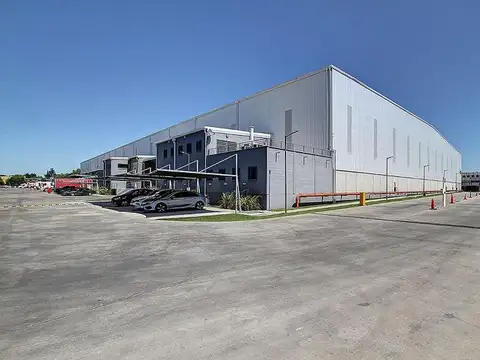 Excelente deposito en alquiler a estenar de 4550 m2 cub a estrenar.