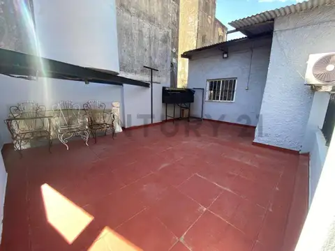 Venta PH 4 Ambientes Tipo Casa con Patio y Terraza en Saavedra