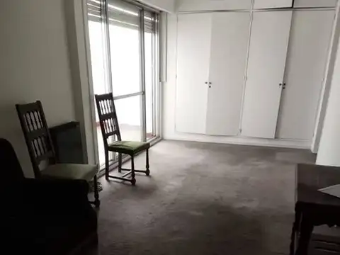 DEPARTAMENTO MONOAMBIENTE EN QUILMES CENTRO U$S 48.000.-