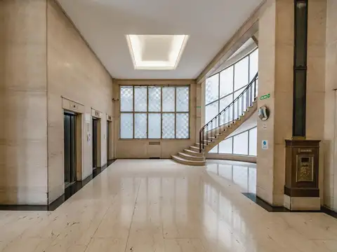 OFICINA EN VENTA EN MONSERRAT - PISO COMPLETO CON VISTA