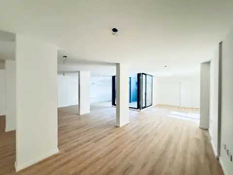 Oficina en alquiler. 112 m2. Zona tribunales