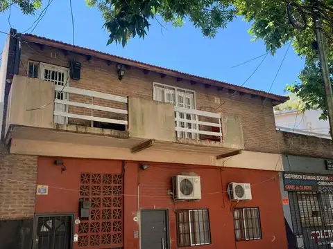 Depto Tipo Casa en Venta en Villa Luro, USD 87.000