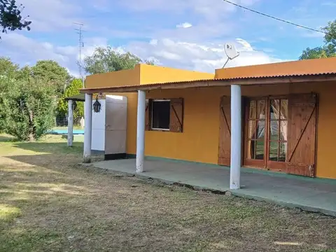 3 de Febrero 200