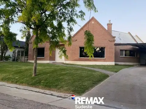 CASA EN BARRIO PRIVADO SOLARES NORTE