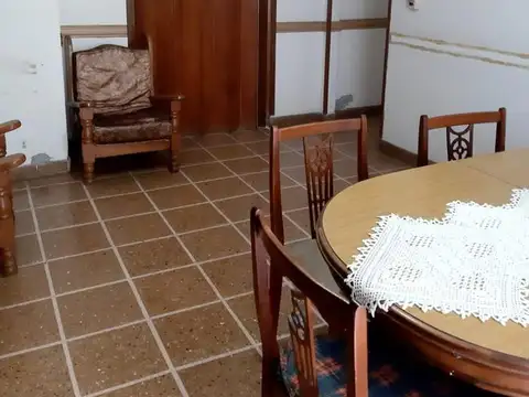 Depto Tipo Casa en Venta en Martínez, USD 128.000