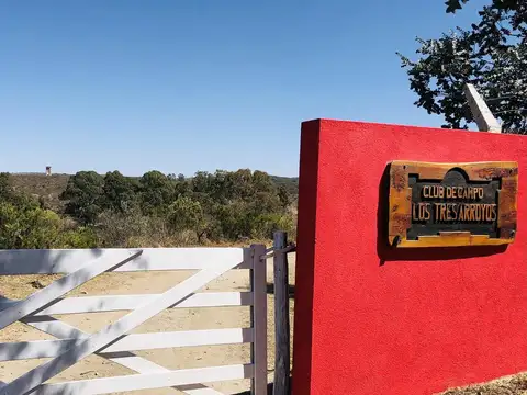 Terreno en Venta en La Falda, USD 8.950