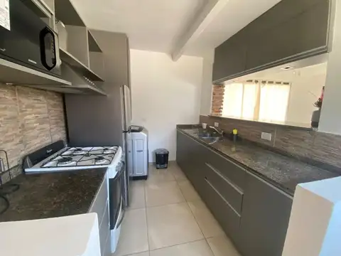 Casa en Alquiler en Campo de Vuelo, $ 1.500.000