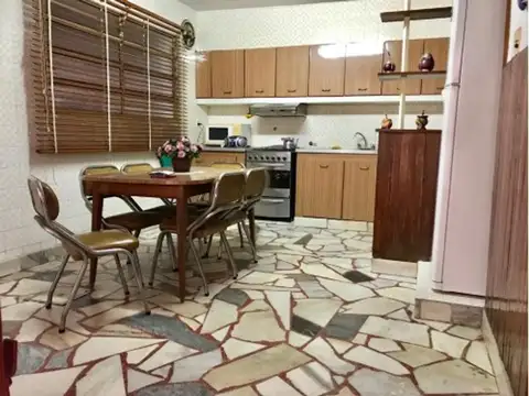 Casa en Venta en Castelar Norte, USD 165.000