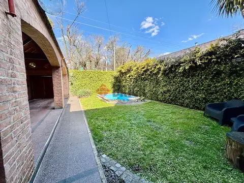 Depto Tipo Casa en Venta de 4 dormitorios