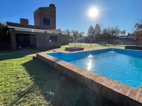 Casa 6 ambientes con 3 baños
