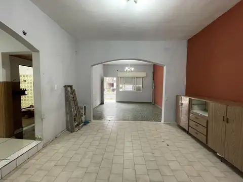 Casa en Venta en Bernal Oeste, USD 50.000