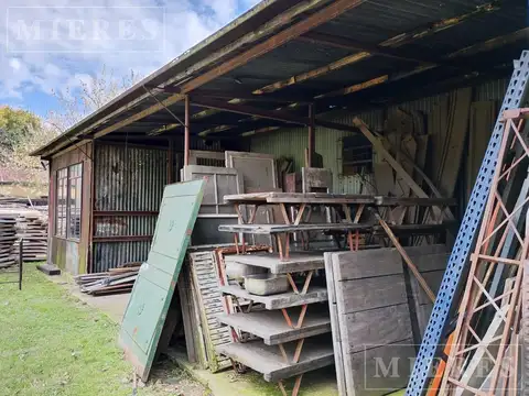 Galpon en Venta 49  mts Frente