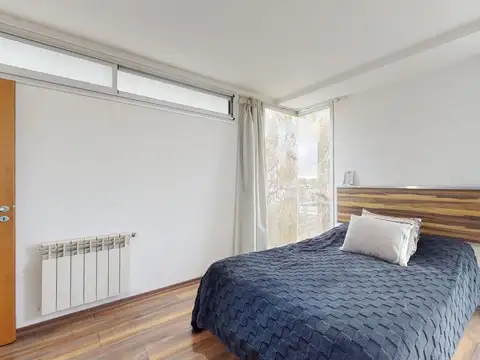 Casa 6 ambientes con 2 baños