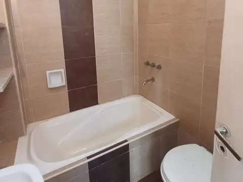 Zapiola 460 , Piso 2