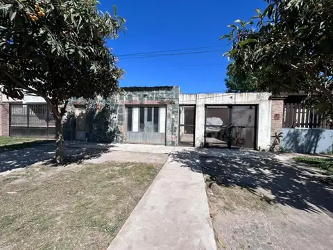 Fray Luis Beltran, Maipu 2200, casa 3 dormitorios