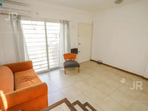 moderno y luminoso ph dos ambientes en venta en villa ortuzar