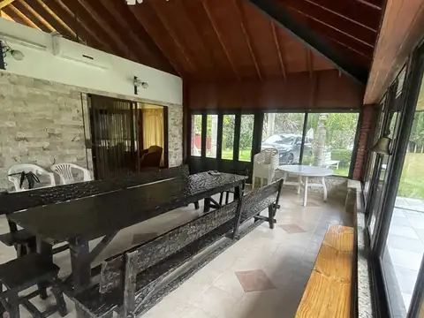 Venta casa quinta con quincho y piscina en Centro Agricola El Pato