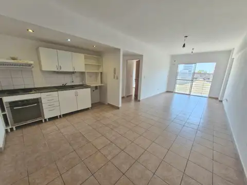 Departamento en Alquiler en Flores Norte, $ 680.000