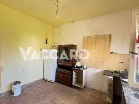 Casa en Venta en Castelar, USD 58.000