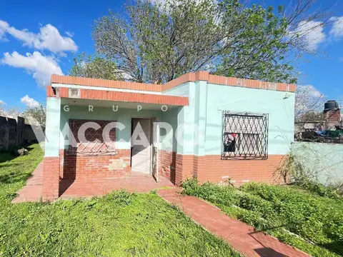 Casa en venta de 3 ambientes en Castelar Sur