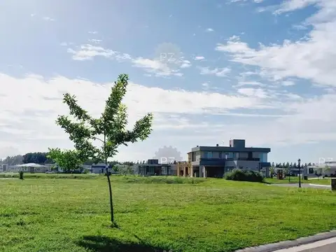 Terreno Lote  en Venta en Tristán Suárez, Ezeiza, G.B.A. Zona Sur